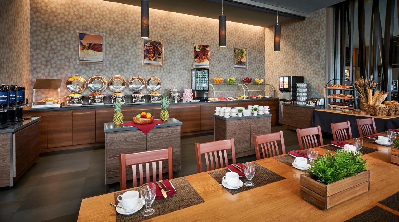 Novotel Toronto Vaughan Centre Eksteriør bilde